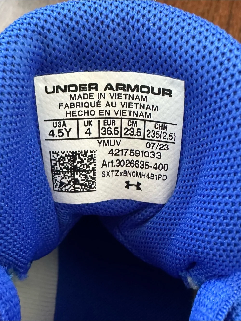 NWOT Under Armour Jet basketball shoes, size 4.5Y